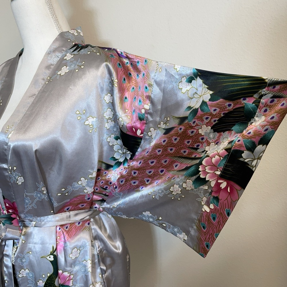 Womens Kimono Wrap Tie Robe One Size Silky Silver Gray Peacock Blossoms Lounge - Picture 4 of 9